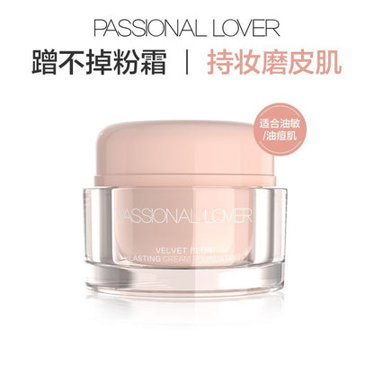 Passional Lover Smudge-free Foundation Cream for Oily Skin