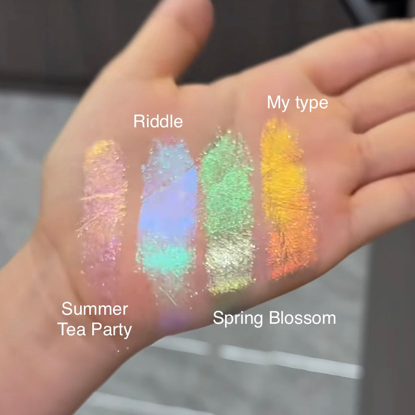 Sheen Effect Eyeshadow Glitter