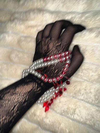 Blood-stained Pearl Necklace