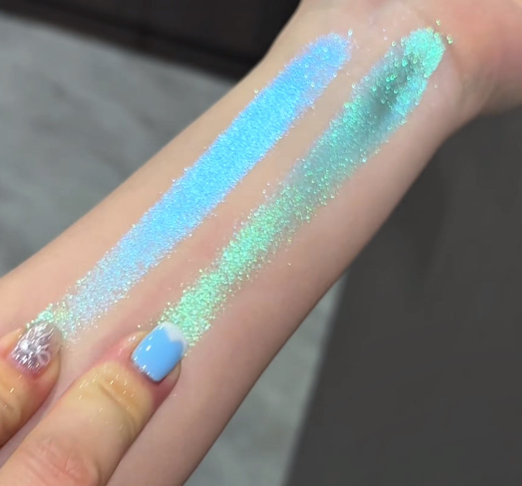 Sheen Effect Eyeshadow Glitter