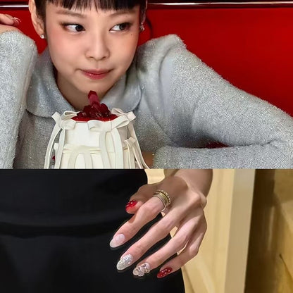 As seen on Jennie! Christmas Handmade Press On Nails