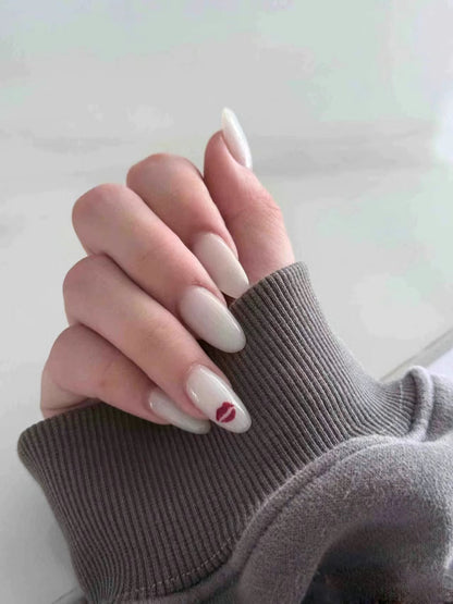 Goodbye Kiss Handmade Press On Nails