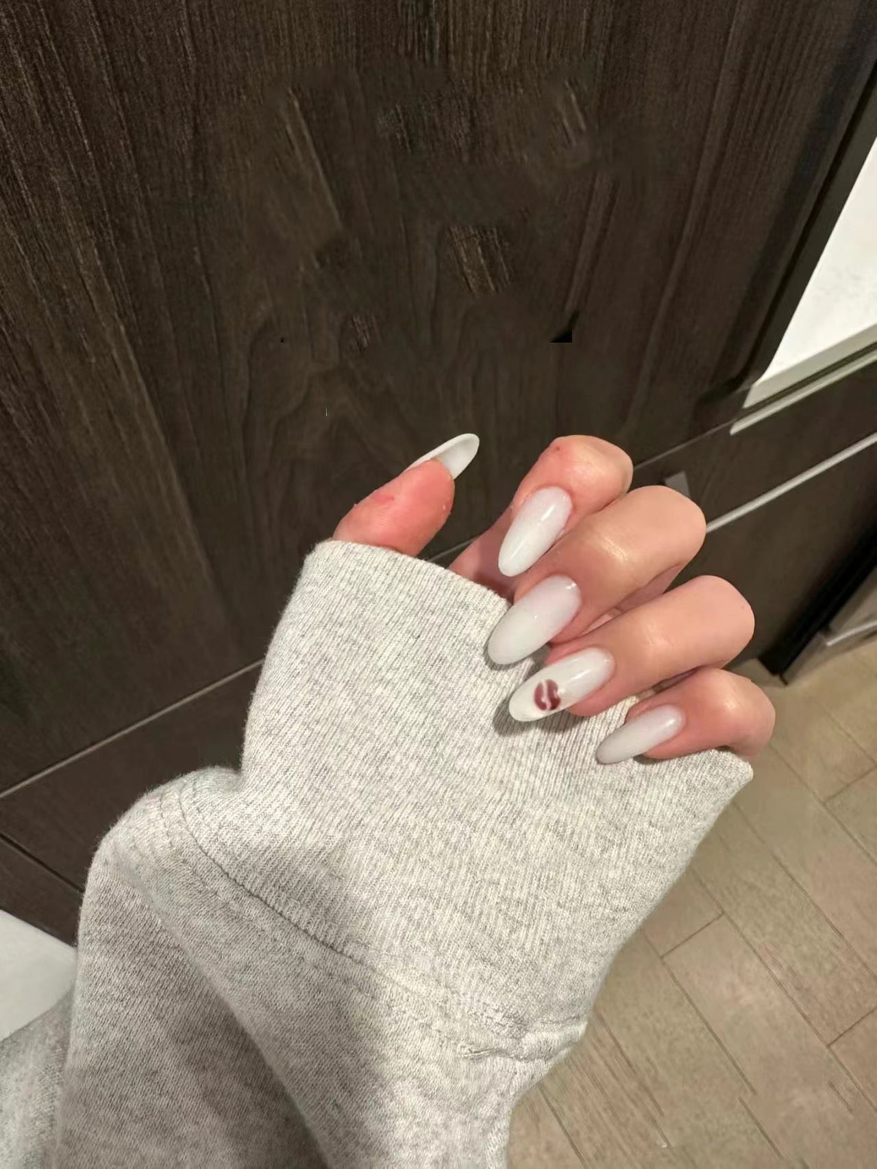 Goodbye Kiss Handmade Press On Nails