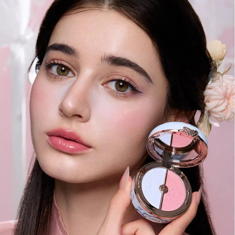 Butterfly Cloud Collar Highlighting & Blush Duo Powder