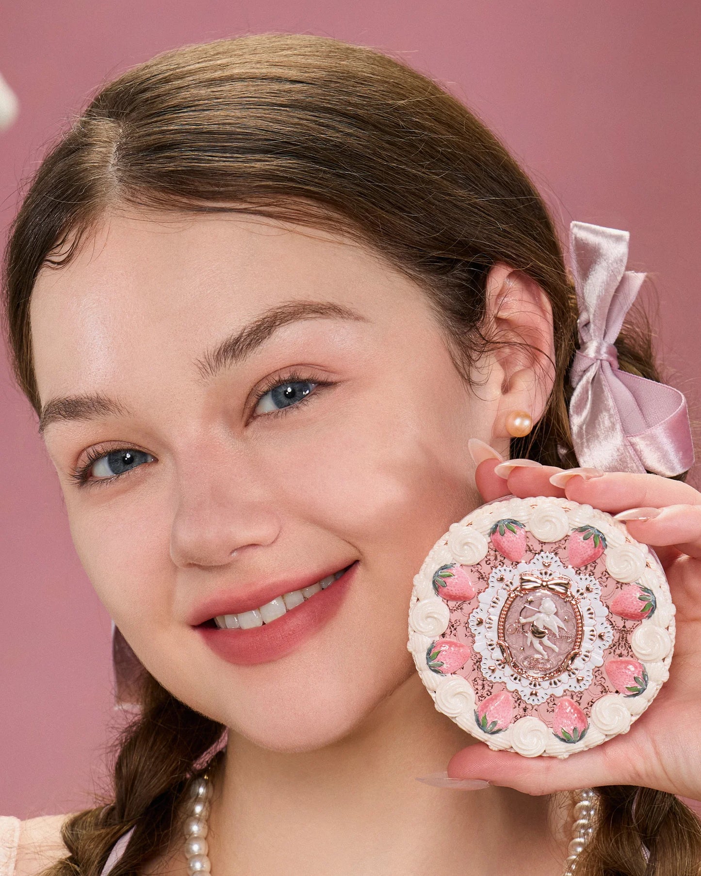 Strawberry Cupid Pressed Powder